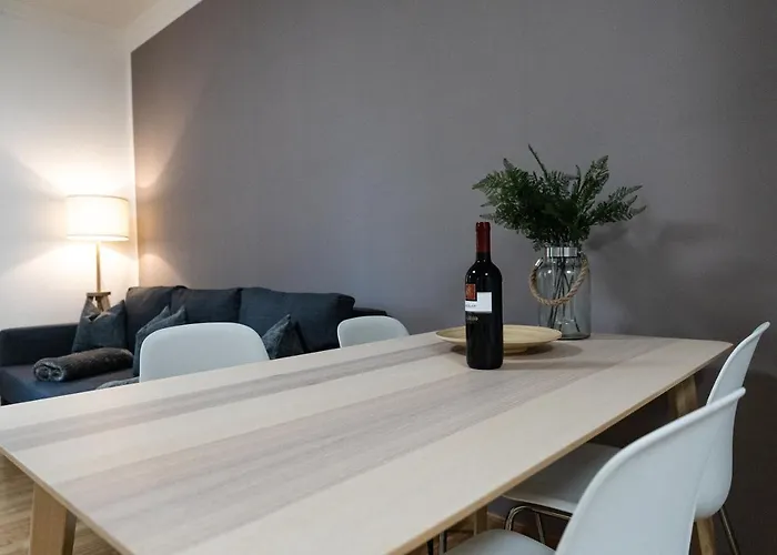 Flow Kirchsteig * ميرانو